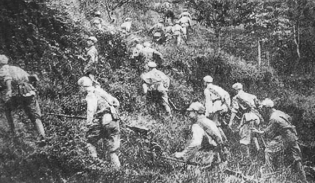 红28军两次支援，游击队主动出击，为建立以竹沟抗日根据地奠定了基础