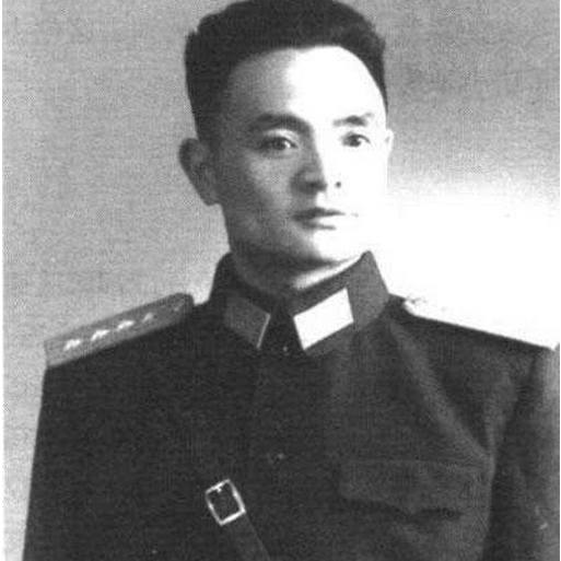 开国大校万海峰，1988年实行新军衔制时，成为首批17名上将之一