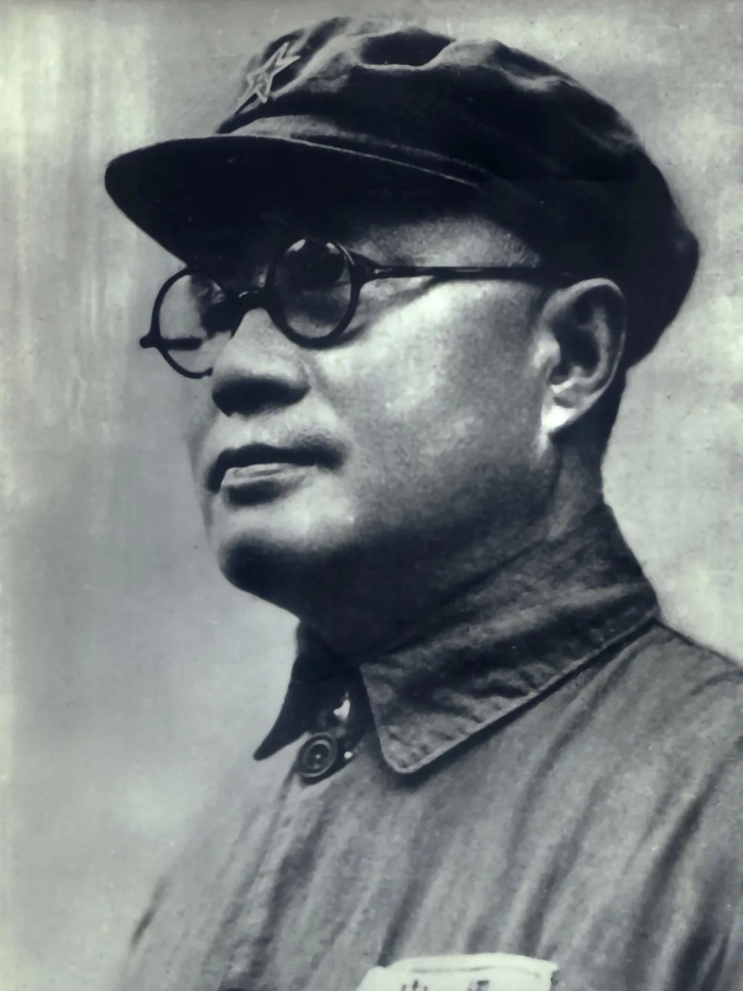 我心中的父亲丨是军神也是慈父，对话刘伯承元帅之子刘蒙将军