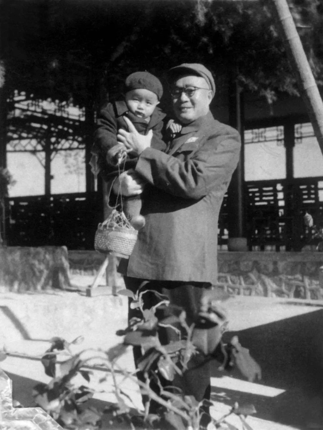 我心中的父亲丨是军神也是慈父，对话刘伯承元帅之子刘蒙将军