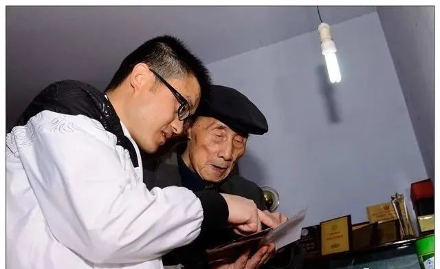 一泡 尿，送走一名日 本 高 级 指 挥 官，中国老兵42年后才知自己立大功