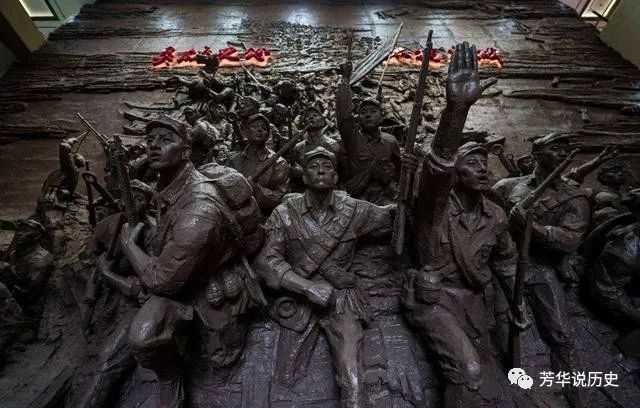 红34师唯一幸存团长韩伟，湘江战役跳崖没死，后来过得怎么样？