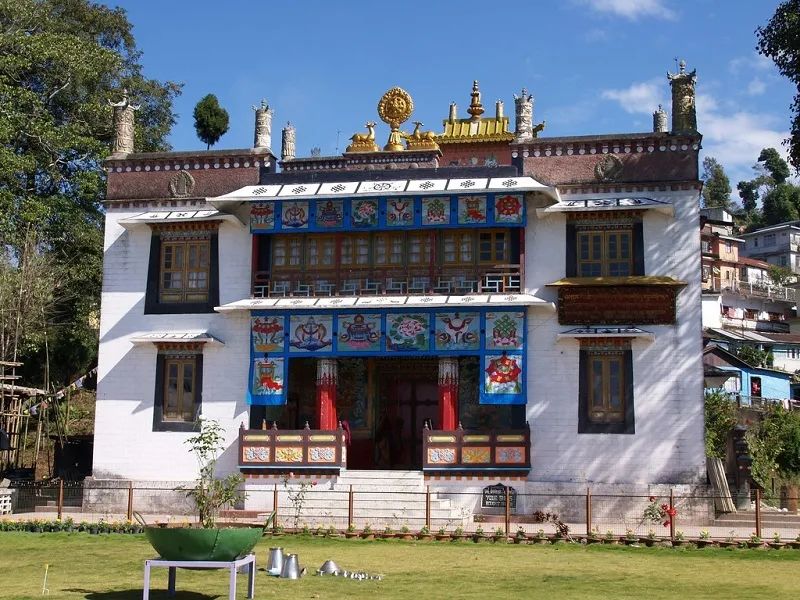 1951年，中央赴藏代表张经武为何在噶伦堡待了八天？八天中他做了什么？