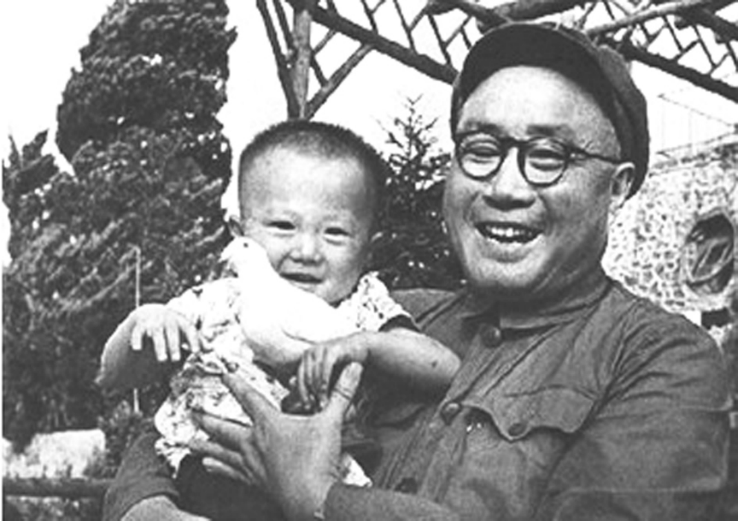 86年刘伯承逝世，他的6个孩子默默无闻，邓小平却说：这是好事啊