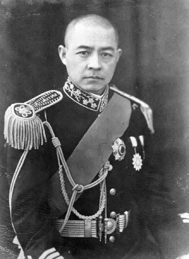 1936年，张自忠在天津