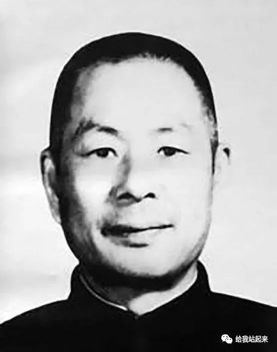 他曾任上海副市长，对子女有三个原则，一门三将军，长子是正国级