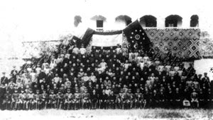 1921年5月，孙中山在广州就任中华民国非常大总统