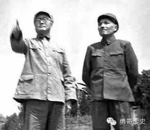 这张合影背后，邓小平与林彪有过何种交往？