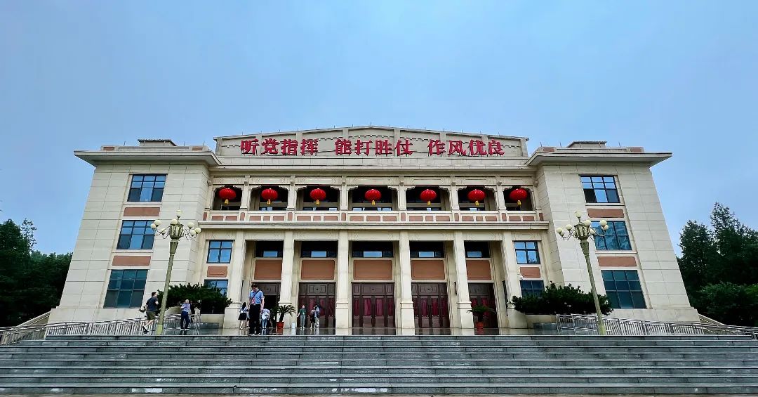 “百战沙场碎铁衣——怀念刘伯承元帅和他的战友们”主题活动在京举行，中央民族歌舞团倾情支持