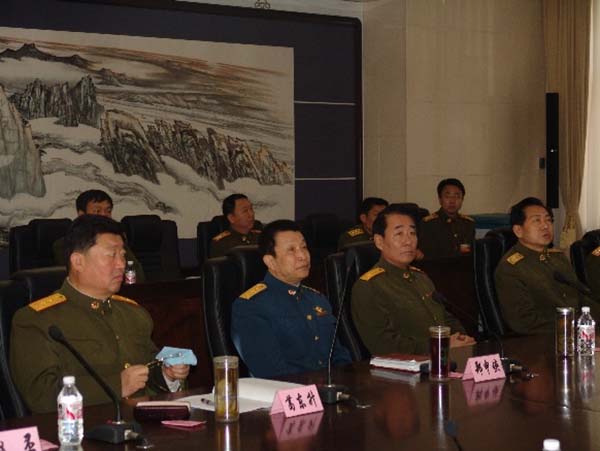 2006年杨南征为军事科学院常委讲兵棋课