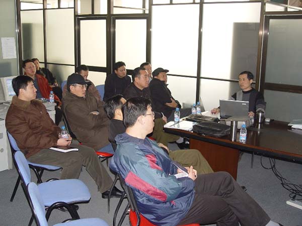 2007年2月13日杨南征向国防大学兵棋课题组介绍美军计算机兵棋
