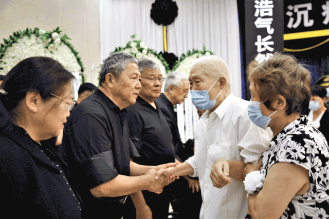 八路军老战士田维新同志遗体告别仪式在京举行