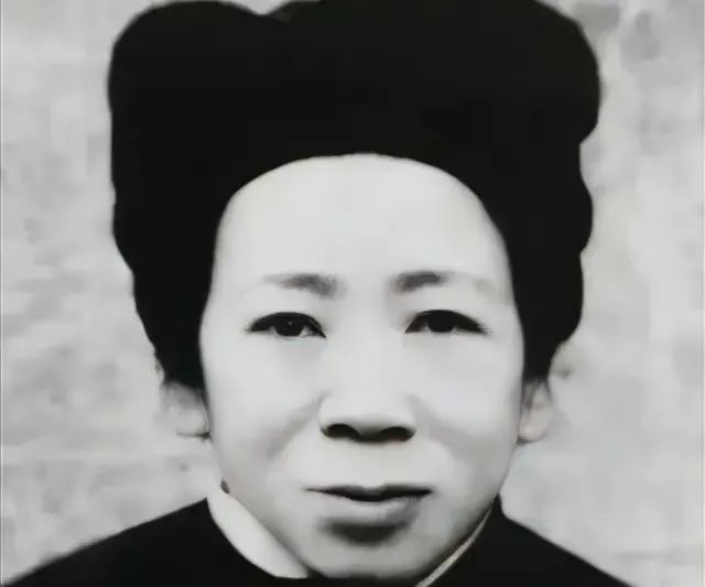 河北老太太过逝，临终前她叮嘱儿子：我死后，无论你发现什么，都不要说出去