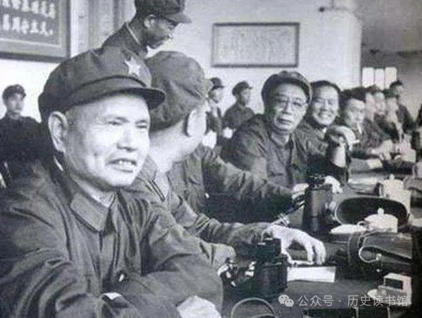 1951年毛主席派一人入朝，让志愿军防御增强15倍，令美军防不胜防