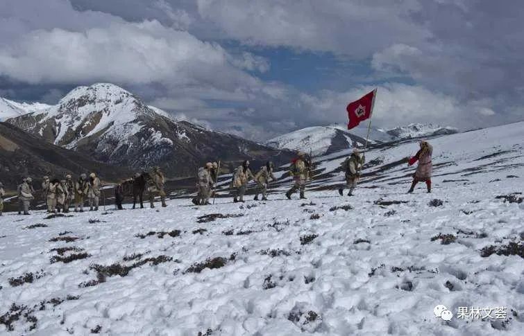 听父亲讲周副主席过雪山