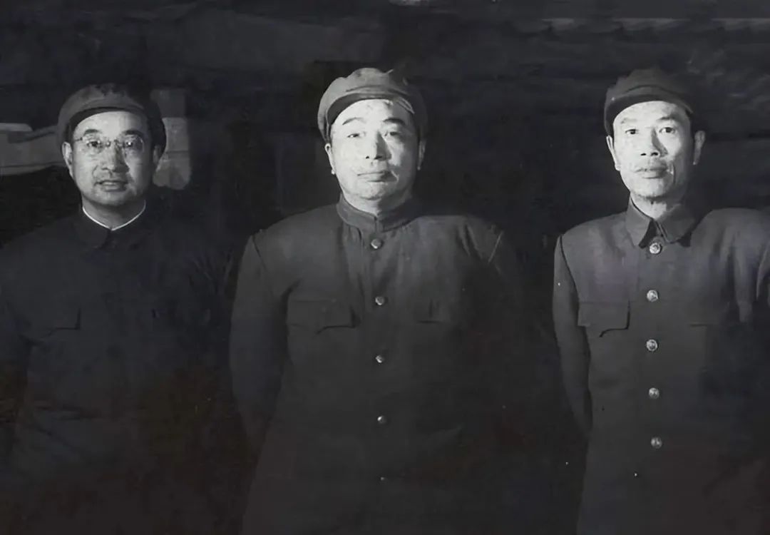 萧劲光 程子华 刘亚楼 邓华 第四野战军四大兵团首任司令员，1955年授衔情况及建国后成就如何？