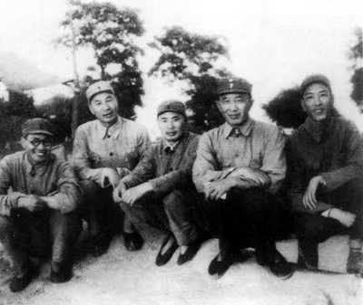 左起：潘自力、杨成武、杨得志、罗瑞卿、耿飚。