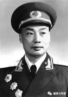 军博文物陈列中的政治风波 军博文物陈列中的政治风波